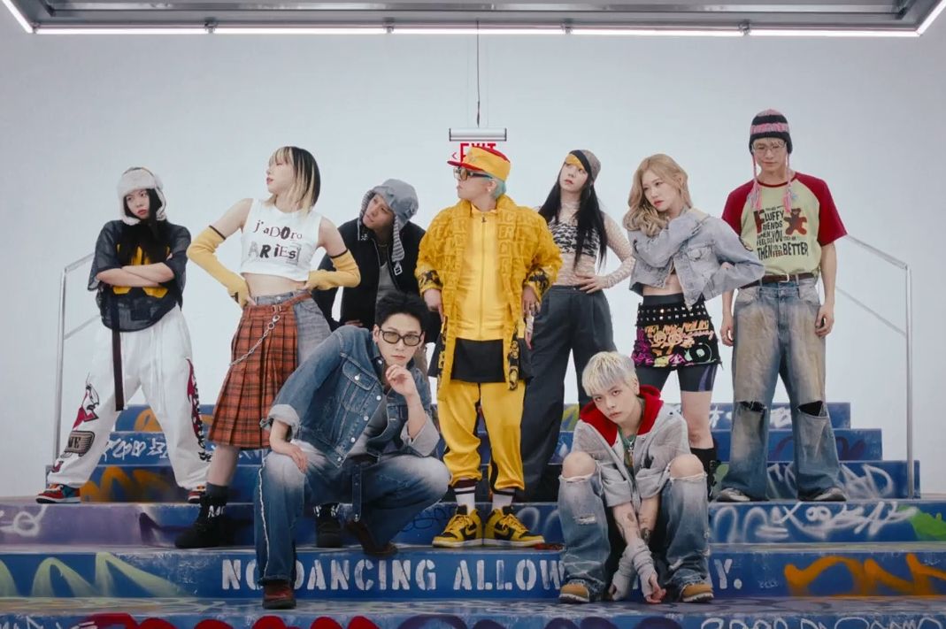 G-DRAGON - TOO BAD (feat. Anderson .Paak)