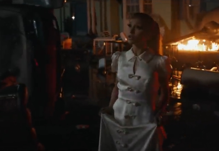 Ariana Grande - supernatural