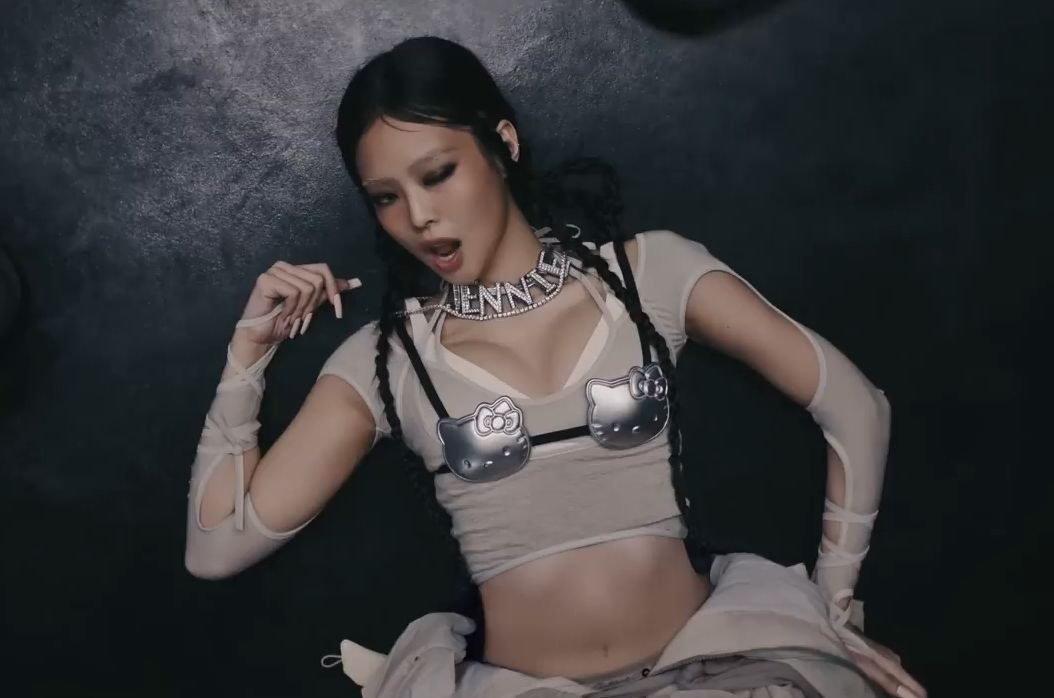 JENNIE - like JENNIE