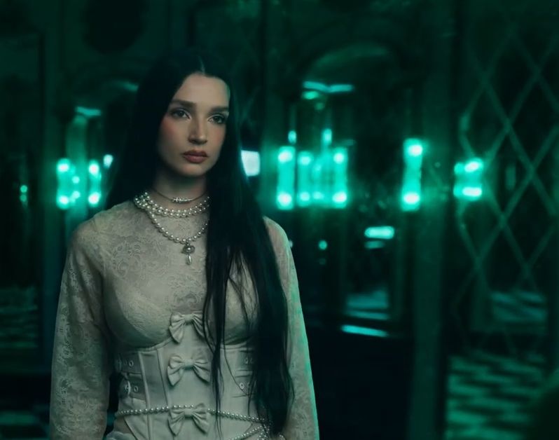 POPPY, AMY LEE, COURTNEY LAPLANTE - End of You