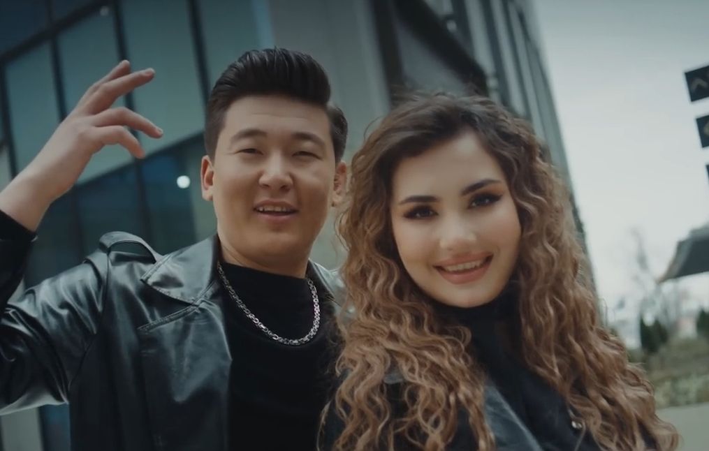 Alisher Bayniyazov & Sevinch Ismoilova - Hayrana