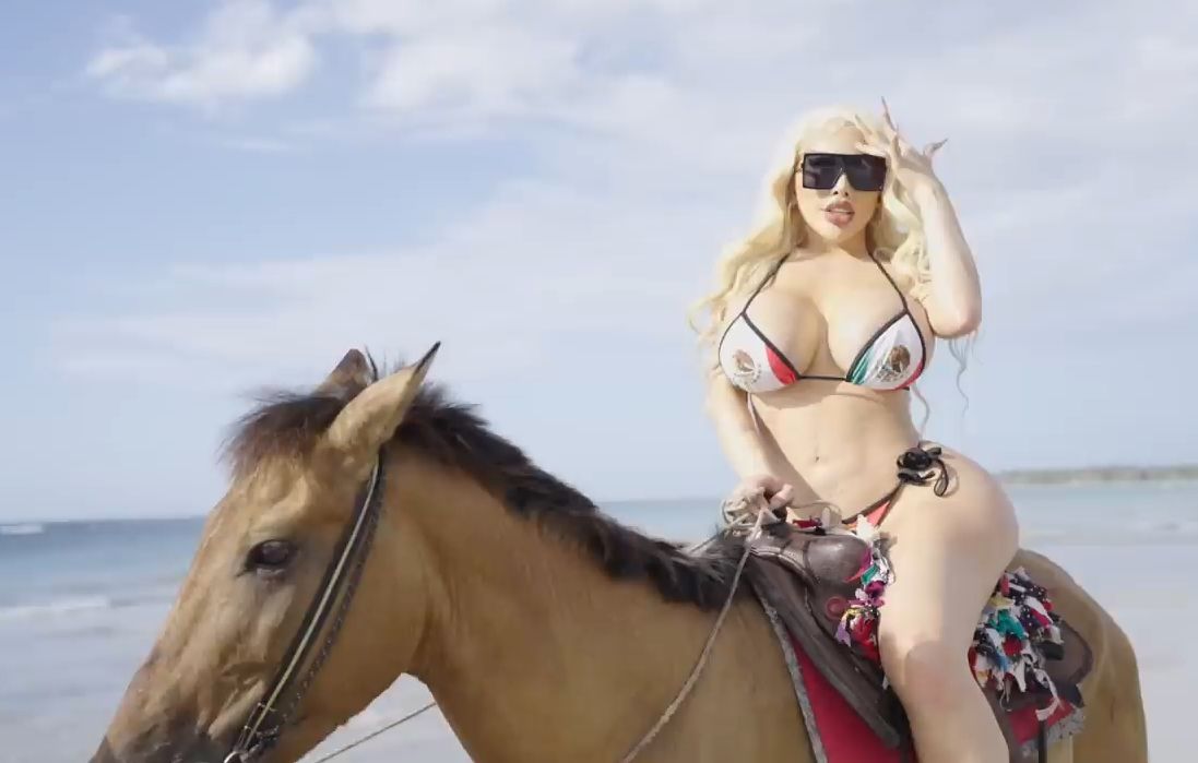 Stephanie Palomares - Tapestry