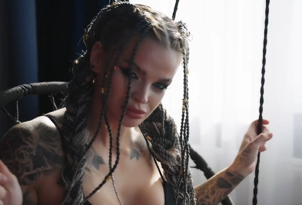 Inner Flow - Around You