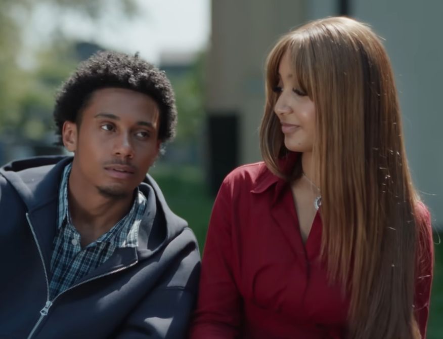 PinkPantheress - Illegal