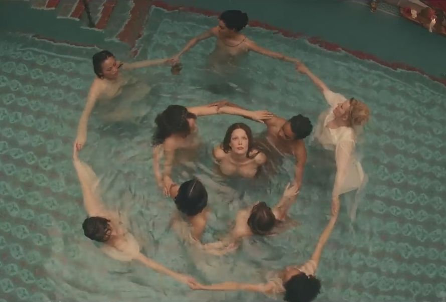 Halsey - I am not a woman, I'm a god